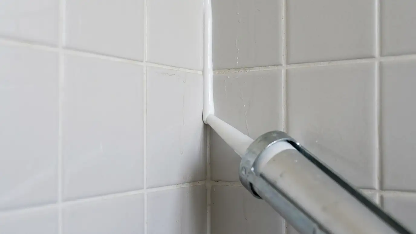 Caulk Replacement and Resealing in Nashville and Middle Tennessee